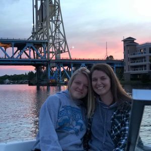 Meet your Posher, Kenna